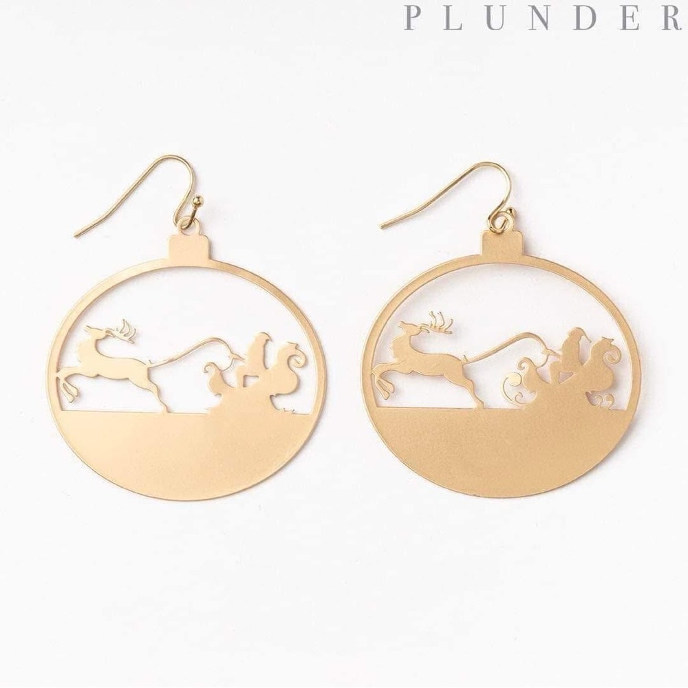 Plunder Sleigh Ride Gold Earrings